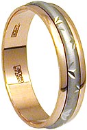 Обручальное кольцо с алмазной гравировкой
