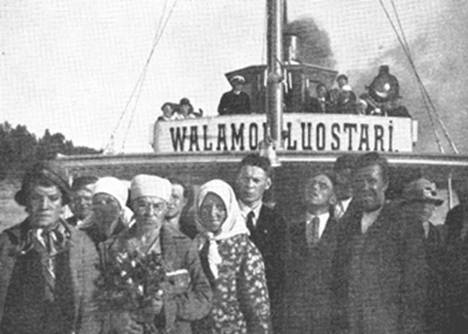 Паломники плывут на Валаам. 30-е годы.